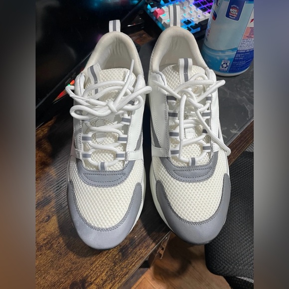 Dior B22 - Picture 1 of 3